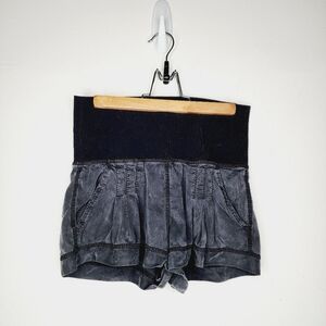 Lululemon Tencel Hot Short - Black / Heathered Gray